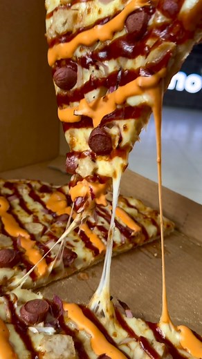 Have another cheesy week with your favorite Chairman pizza on the menu!🥰🔥 Head over to the nearest Domino's store to BUY NOW or Order via www.dominos.ng / call 07007009999. | Domino's Pizza Nigeria