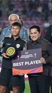 1.1M views · 47K reactions | Senang bisa melihat bakat muda Indonesia, Zahaby Gholy terpilih sebagai Best Player di ASEAN U-16 Boys Championship. Indonesia berada di peringkat ketiga, namun kita tidak kalah dengan dua tim yang bermain di final yaitu Australia dan Thailand. Apalagi Indonesia bisa menang telak 5-0 atas Vietnam di pertandingan terakhir. Ayo kita harus semangat dan buktikan sepak bola Indonesia bisa lebih baik! | Erick Thohir | Facebook