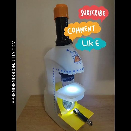Microscopio casero para niños con materiales reciclados