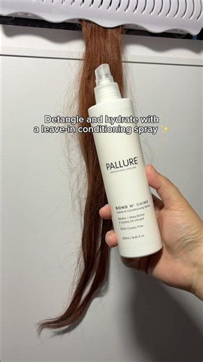 Detangle and hydrate with a leave-in conditioning spray ✨ Pallure Bond N’ Shine
