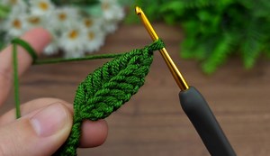 autumn leaves ** easy crochet baby headband pattern #crochet #knitting #tunisian | Aslı ile El Sanatları