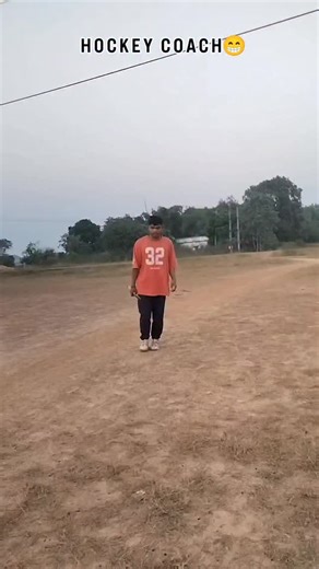 Garib Chuwa on Instagram: "Tag Your Hockey Players 😄"