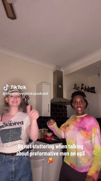 Go listen to Episode 3 part 1 now divas!!! 💕 #thegroovychickspodcast #performativemen #girlies #girlspodcast