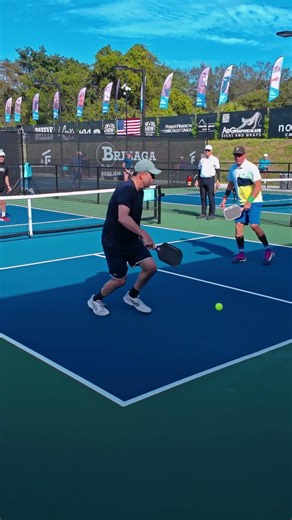 🎭Very Eventful Point #pickleballhighlights #pickleball #sporthighlights #sports