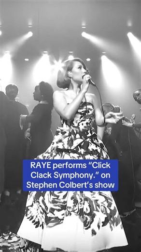 RAYE (@Raye) performing “Click Clack Symphony.” on ‘The Late Show with Stephen Colbert.’ 🎥: @colbertlateshow #live #performance #uk #raye #rnb