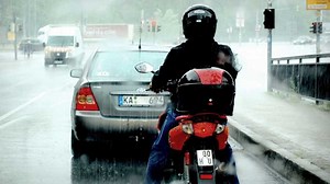How To Choose The Proper Motorcycle Rain Gear
