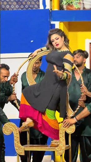 Jiyaa Butt | Super Mujra Dance Parfomce💃-Top Mujra ‪@QMUJRAMASTI‬ #4M#views #foryou #mujra #dance
