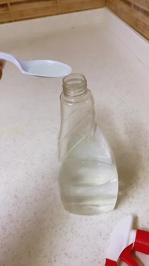 Creative DIY Slime Recipe Using Simple Ingredients