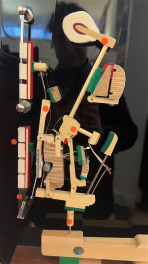 Anne- Gabrièle Douce on Instagram: "Have you ever wondered how an upright piano’s hammer mechanism works? Seeing just the hammer mechanism without the piano around it feels a bit like meeting someone’s skeleton before their face...😂 This one is a bit special as the “SFM piano” refers to an upright piano from German maker Steingraeber & Söhne featuring the “Steingraeber-Ferro-Magnet Action®” which uses magnets for faster, grand-piano-like repetition on an upright. This was my very first encount