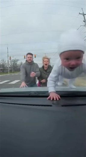 Baby Runs Faster Than You! #BabyRuns #FunnyBaby #BabiesRunning #BabySpeedster #babypower