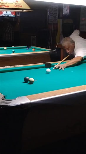 Billiards Highlights: Mastering the Game with Tippin