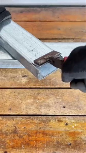 Simple Way to Join Galvanized Steel Pipes with Perfect Corner Alignment