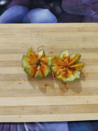 Guava cutting Flower Style & unique masala Makha #food #masala #guava #shorts #fresh #spicy | Sazia Binte