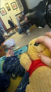 Dancing Pooh bear singing