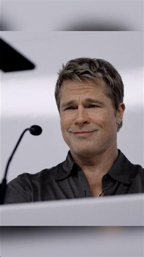Mocked at a Press Conference-How Does He Respond? #movie