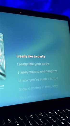 SAD GIRLZ LUV MONEY - Amaarae #lyrics #nostalgia #viral #song #trending