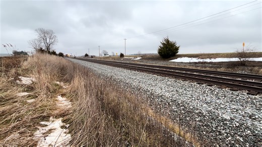 A CSX MAC leads a Intermodal westbound out of Willard Yard and through Republic On the Willard Sub. #csxtransportation