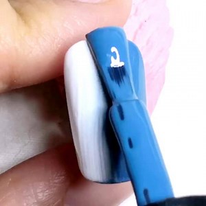 9.9K views · 182 reactions | Blue gradient with powder effectYay or nay? Tap the bio link searchhttps://amzn.to/2OX6os2 you will find it. | Bornpretty | Facebook