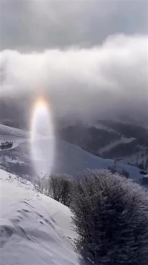 SPACE on Instagram: "🌌✨ Celestial Gateway: The Subsun Phenomenon ✨🌌 Have you ever seen a glowing light below the sun, as if nature opened a portal in the sky? This breathtaking optical effect is called a subsun — a rare atmospheric phenomenon where sunlight reflects off plate-shaped ice crystals in clouds, forming bright spots or even halos. Moments like these remind us how magical our universe can be. 🌞 📸: Gaby Chavez 🌍 Tag someone who would love this wonder of the sky! Explore the #univer