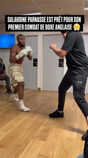 BOXE & MMA ⚔️🇫🇷 on Instagram: "Il est prêt ! 😤😤😤😤 Le premier combat de boxe anglaise de Salahdine Parnasse c’est MAINTENANT ! ⚔️ #boxeur #boxeanglaise #proboxing @lesboxeurs 🇫🇷"