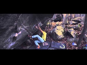 Bouldering in Brione - Amber 8b