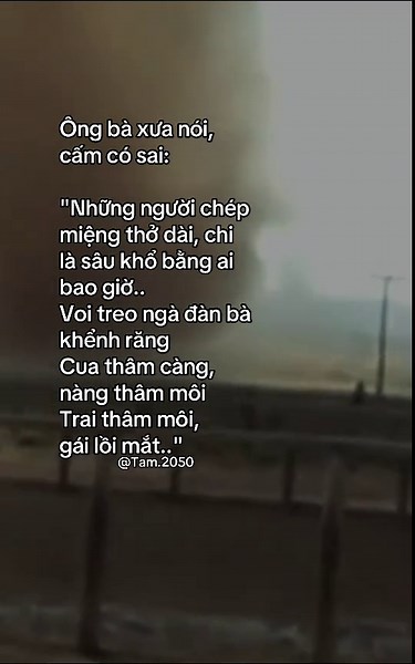 Cảm nhận về cái đẹp qua nét đẹp răng khểnh