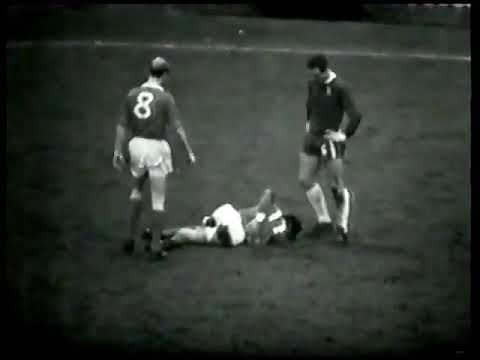 Ron 'Chopper' Harris takes out George Best
