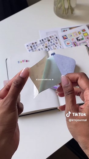 Journaling with HP Sprocket Printer: Creative Ideas & Aesthetics