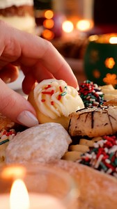 ’Tis the season for festive flavors! Grab these limited-edition holiday favorites before they’re gone. 🎀 --- Featured Items: Wegmans Salted Caramel Cannoli Chip & Dip Tray with Churro Chips Wegmans Peppermint Ice Cream Sandwiches Wegmans Medium Italian Cookie Tray Wegmans Chocolate Covered Virginia Peanuts Wegmans Gingerbread Loaf Cake Wegmans Gingerbread 3 Layer Cake | Wegmans