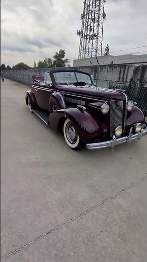 1938 Buick Special Series 40 – Pre-War Luxury Convertible (Maroon)