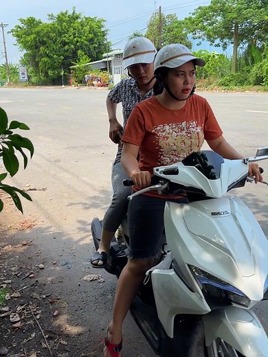 Câu Chuyện Vui Nhộn Về Gia Đình | Nguyễn Huy Vlog