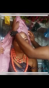 Easy and elegant head wrap gele tutorials #tuban #headwraptutorial #headwrapstyle #headwrap #geletutorial | Gold bridal