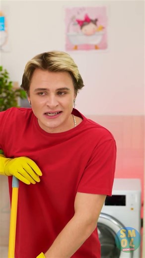 Pertarungan Alat Pel: Mana yang Layak Dipilih? 🧽⚔️