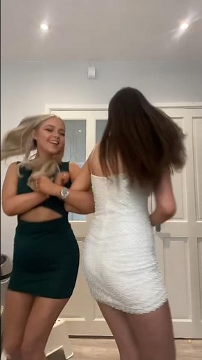 Hop 🐰 #dance #comedy #comedyshorts