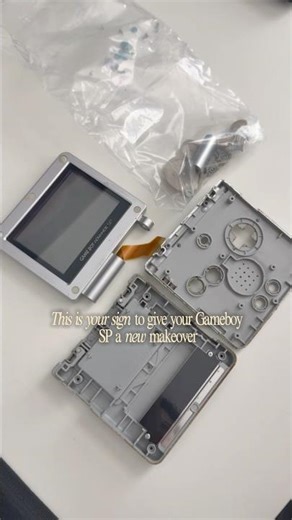 Your sign to give your old Gameboy a makeover ✨