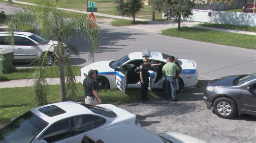 Watch Cops: Season 27, Episode 10, "Running in Traffic" Online - Fox Nation