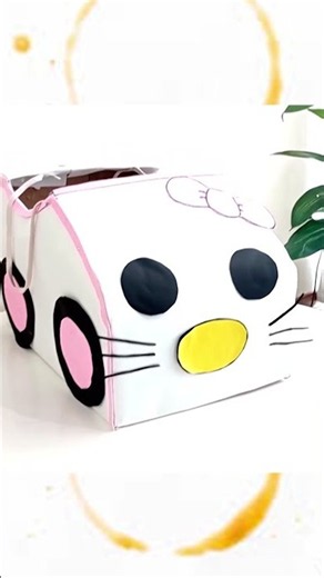 I'LL SHOW YOU HOW I MADE THE HELLO KITTY COSTUME CART #shorts #costume #crafts #diy