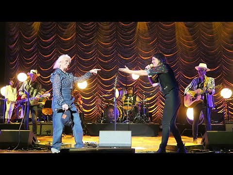 Tanya Tucker jumps up in front of me to sing "Delta Dawn" w Brandi Carlile Live Philadelphia Lyrics