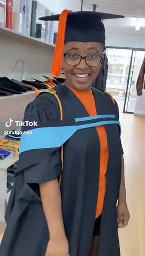Gowns for Graduation: Celebrating Your Achievements