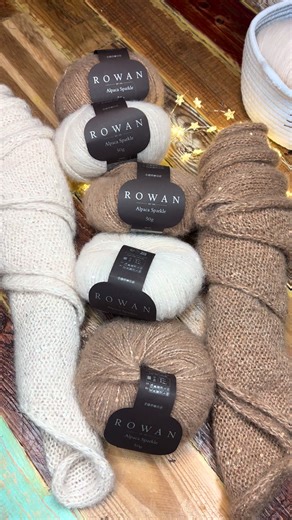 Softest alpaca yarn with delicate sequins ✨ Beautiful shades: gentle beige & warm camel Triangle scarves available on Etsy 🤍🤎 #knitting #handmade #triangleshawl