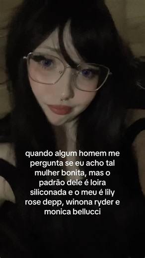 vivi ☥ | também tenho minhas loiras jessica lange e marilyn monroe | Instagram