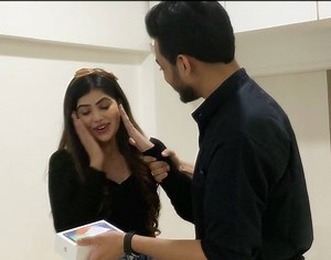 44K views · 540 reactions | Gift Do Pyar lo (Gift ke badle Pyar ,Yahi hai aaj kal ka pyar) | Desi Talent | Facebook