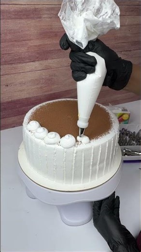 Simple Strawberry Cake Decorating 🍓 Perfect Birthday Cake Idea