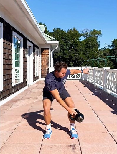 Kettlebell Lateral Swing