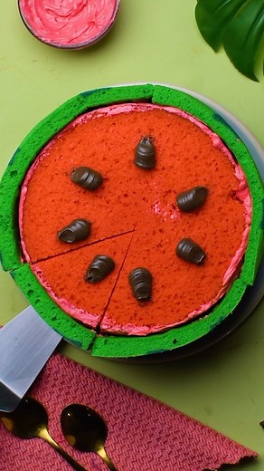 Ditch the traditional cake and dive into this mouthwatering watermelon creation. 🍉🎂 | So Yummy