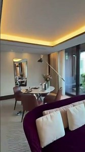 Shenseea's Montreal Hotel Is CRAZY 😳🔥