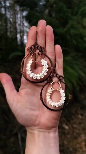 #bonejewelry #boneearrings #bonejewlery #vultureculture #earrings #odditiesandcuriosities #ethicallysourced #fyp #fypシ