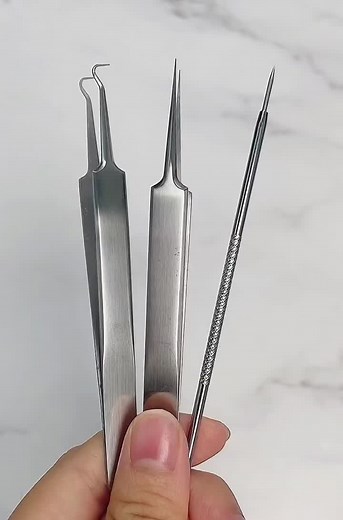 Pimple Popper remove tools can clean your blackheads or whiteheads. Easy and safe to use#foryou❤️ #foryoupage #parati #tutorial? #tiktok #4u #4upage #beauty💕 #makeup😜 #pimple #blackhead #acné #facialclean