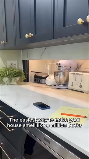 High quality home scent diffuser at an affordable price. Get a plug-in device with your first order, plus a monthly refill subscription | drift