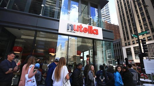 ROADTRIP! The world's first Nutella Café just opened up in Chicago and people are going nuts. | KATV Channel 7